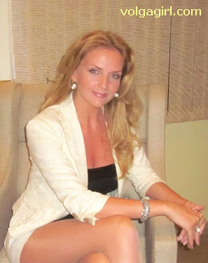 Anna  is a 43 year old Russian girl who has registered with mail order bride agency A Volga Girl in the hopes of receiving email correspondence from you.